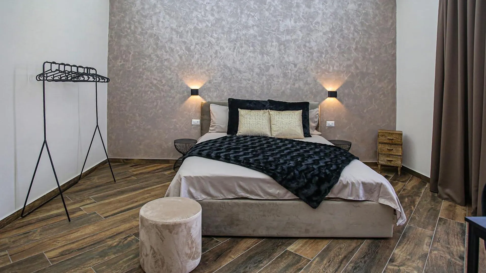 Lustru Apartment CTA Pensionat
